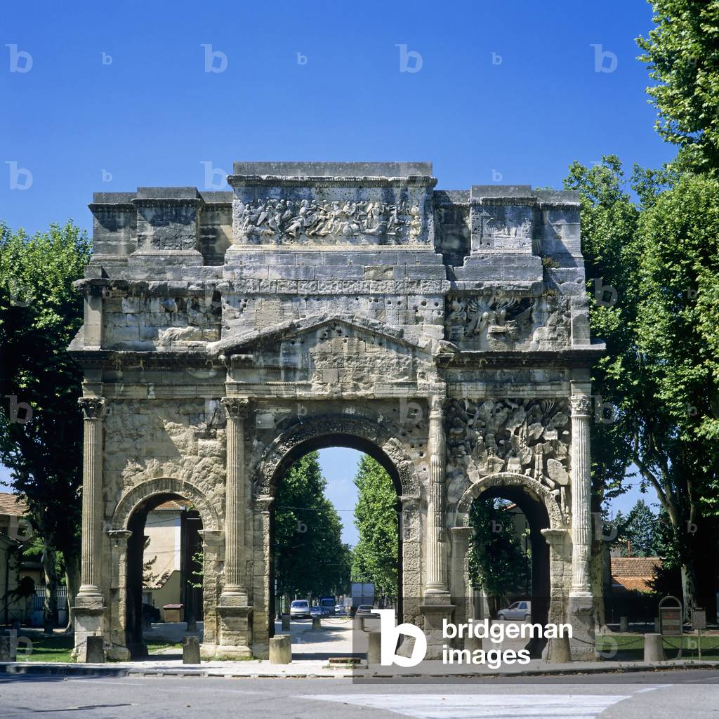 View of the Triumphal Arch, Orange, France (photo)