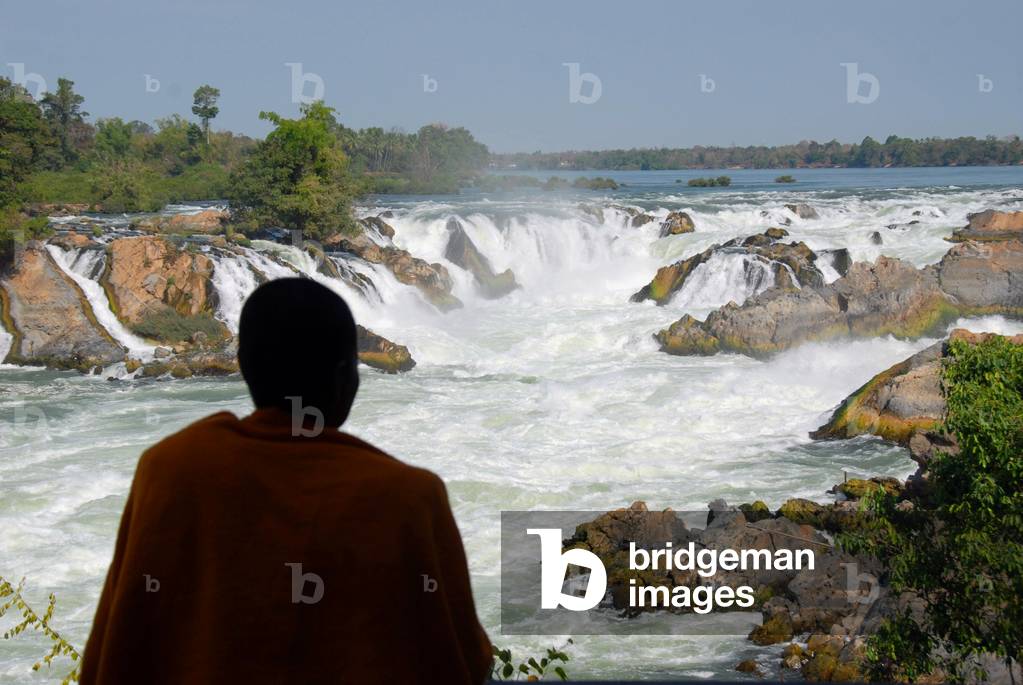 Somphamit waterfalls in Laos, 2012 (photo)