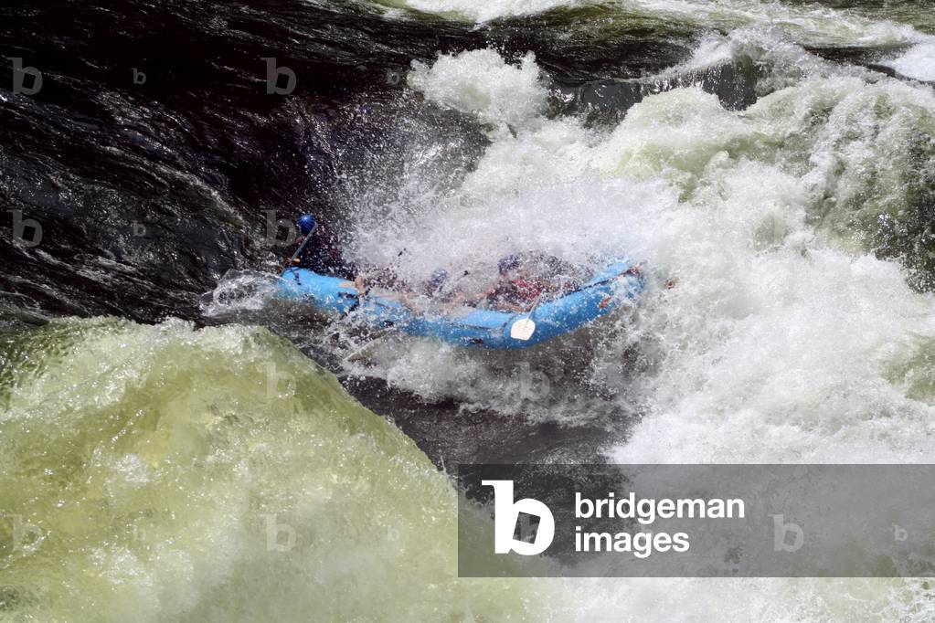 Whitewater rafting adventure on Zambezi river, October November, 2006 (photo)