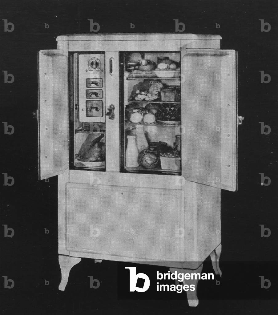 Copeland White Cabinet Model D-682