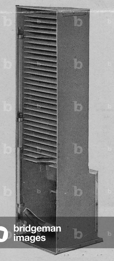 An Advance Machine Company Utility Shelf Package Vendor Ten Models