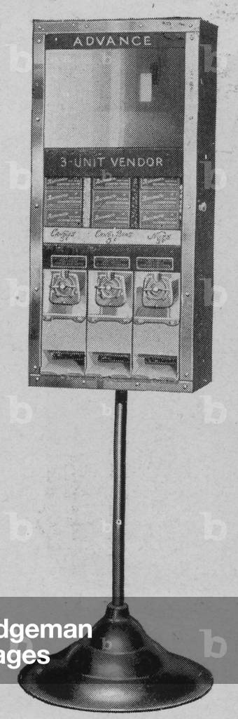 An Advance Machine Company 3-Unit Package Vendor