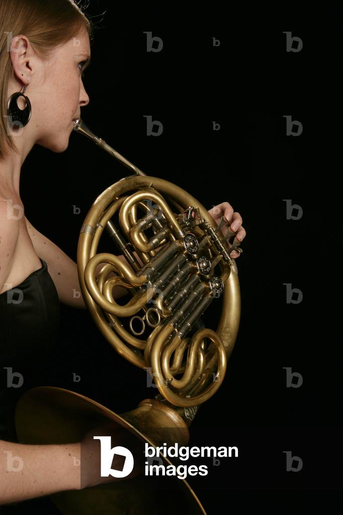 French Horn in playing
