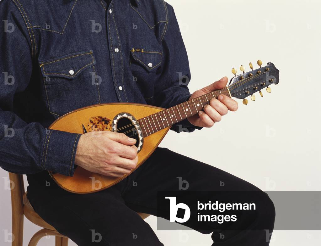 Mandolin being played Close-up