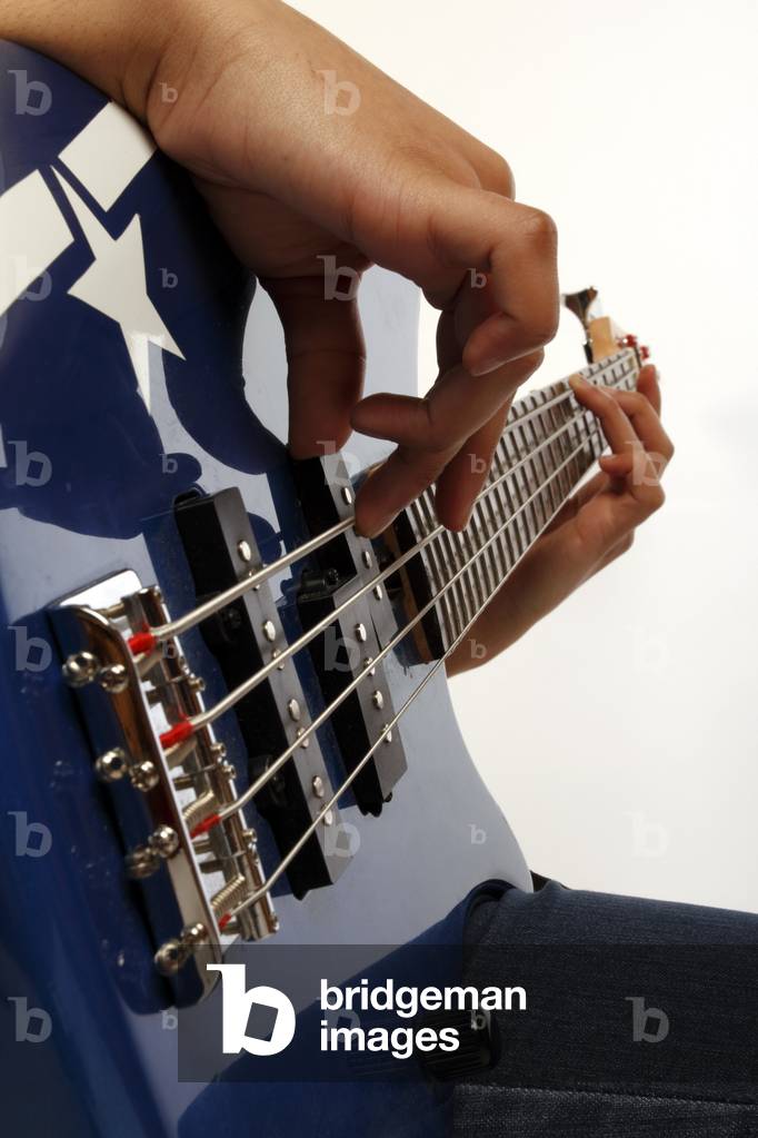 bass guitarist, bass guitar