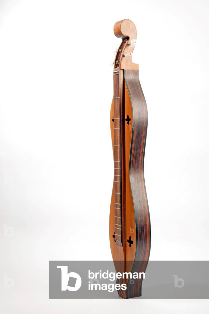 4 string Appalachian dulcimer