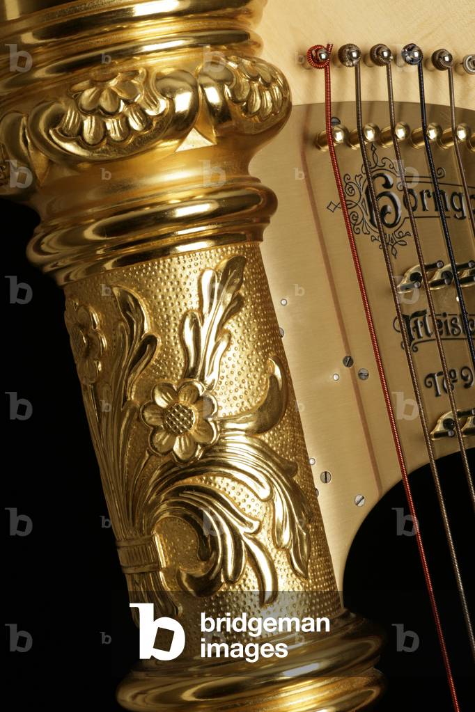 Concert Harp - close-up