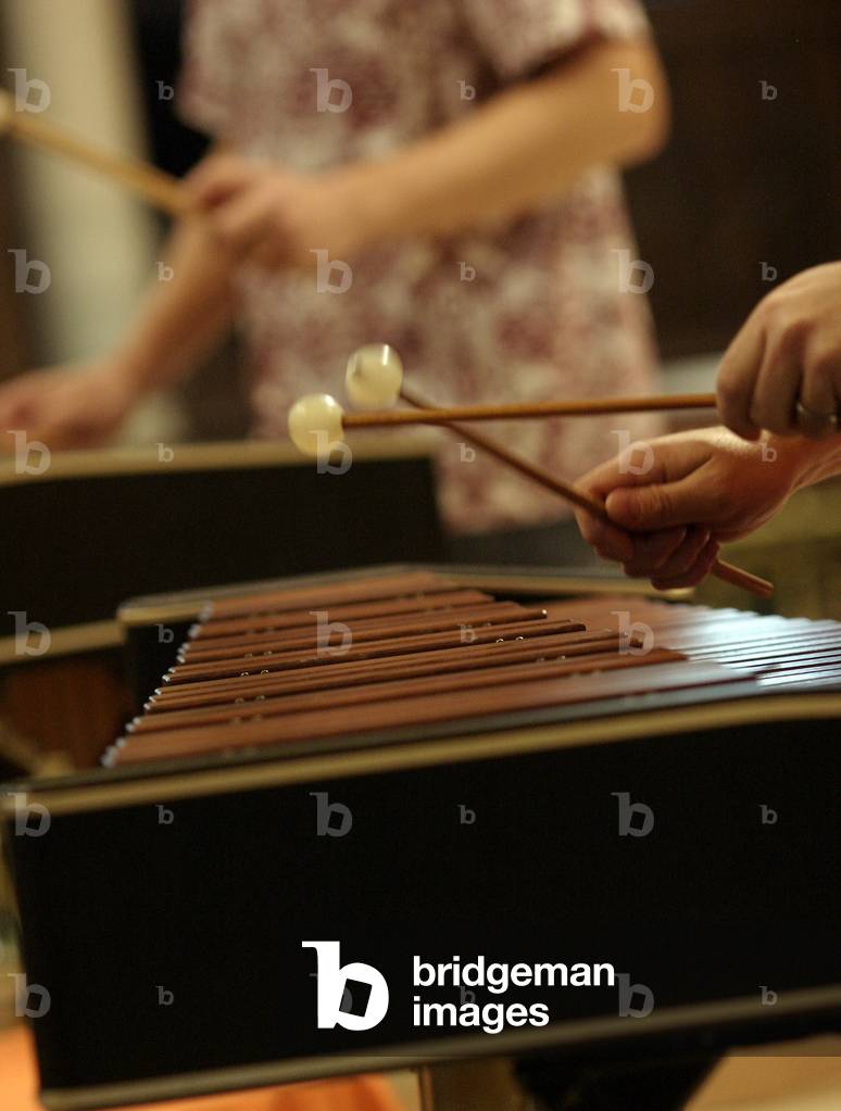 Xylophone being played -