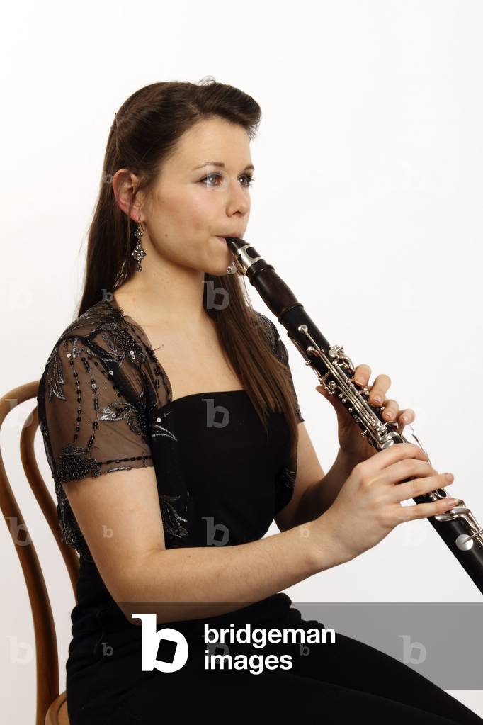 B flat clarinet player