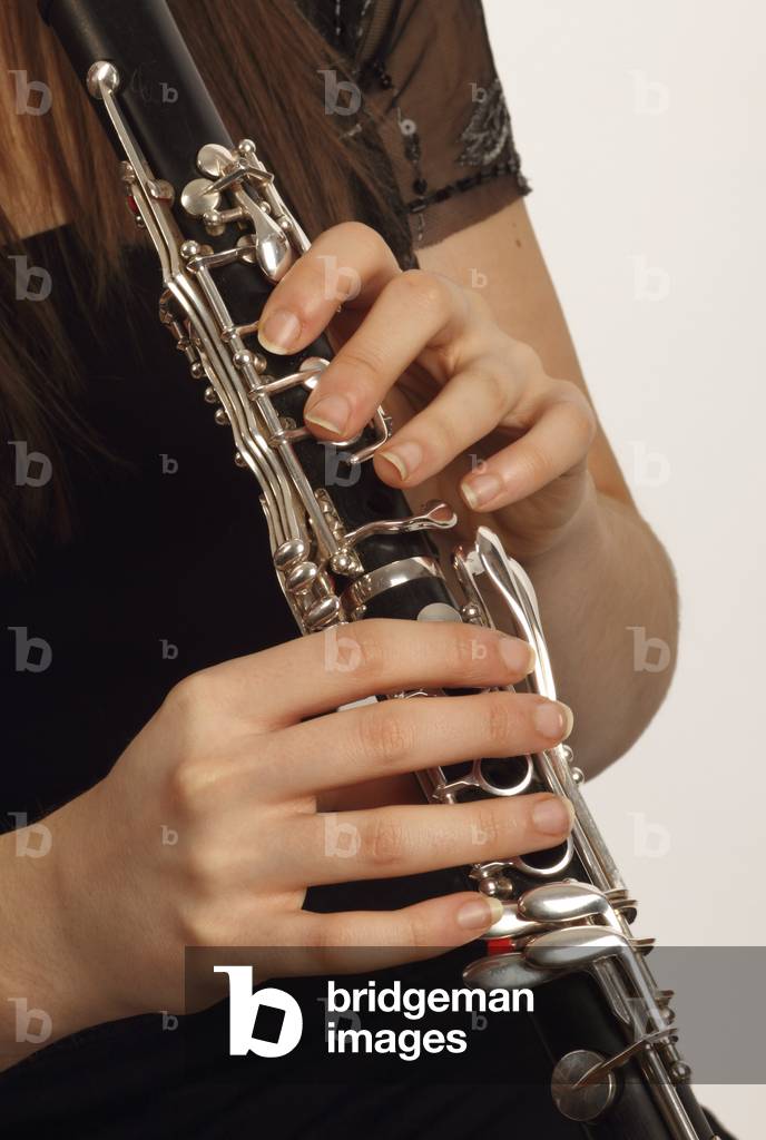 B flat clarinet player