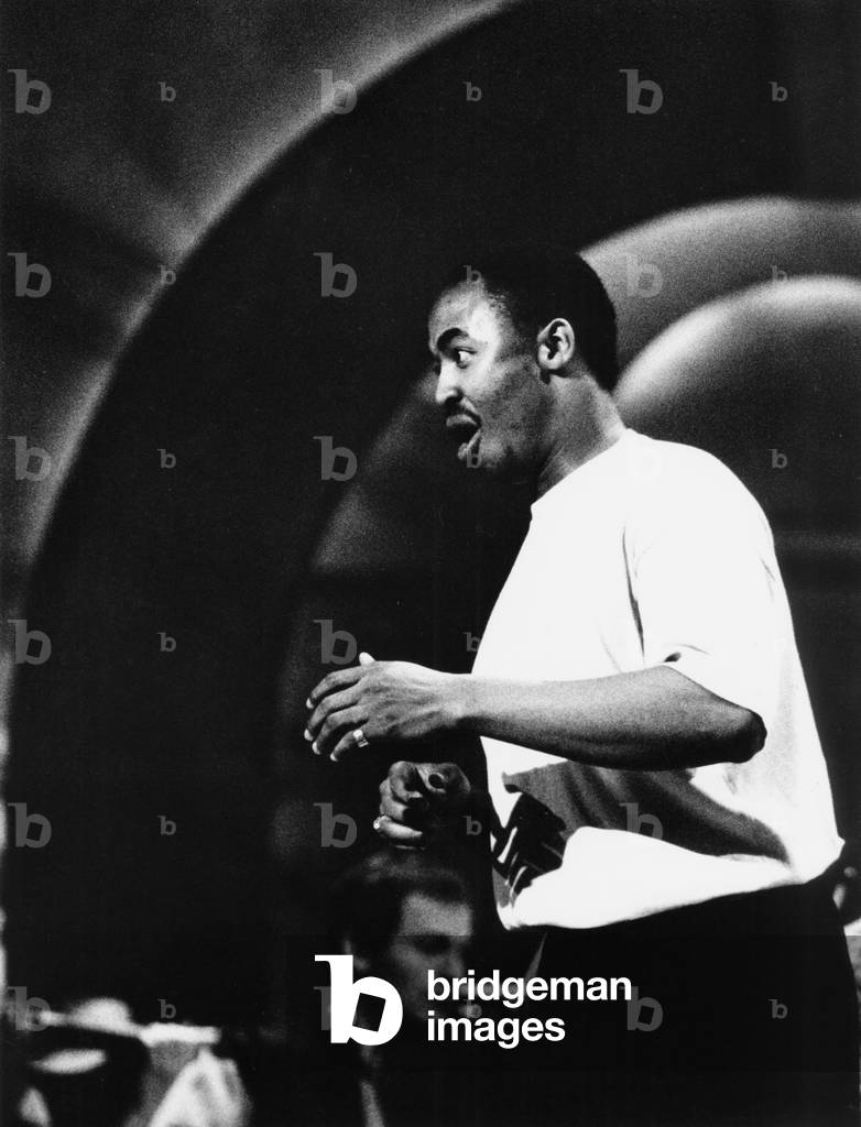 MOTSOADI Abel performing with