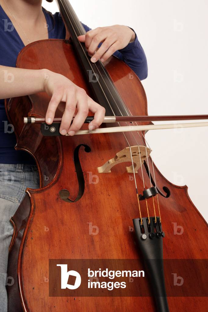 Cello close-up of cellist