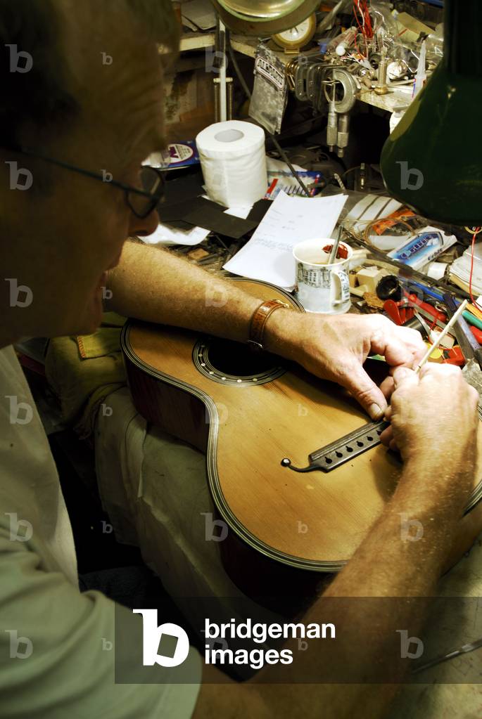 Guitar repairer Graham Nodem