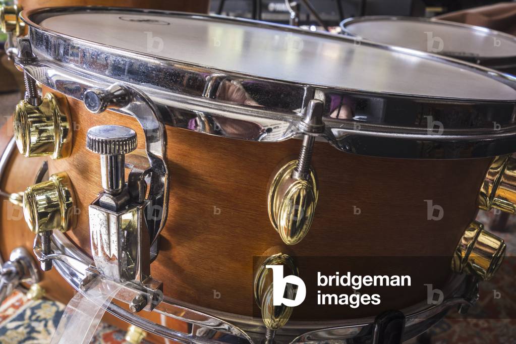 Snare drum snare lever