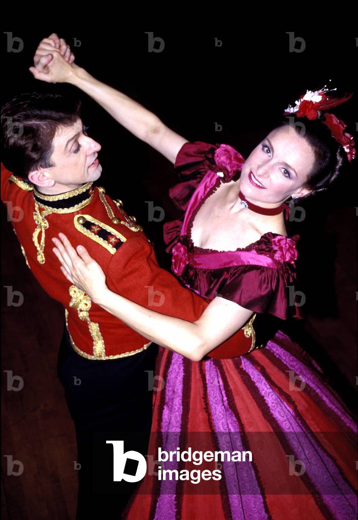 Dancers in late 19th