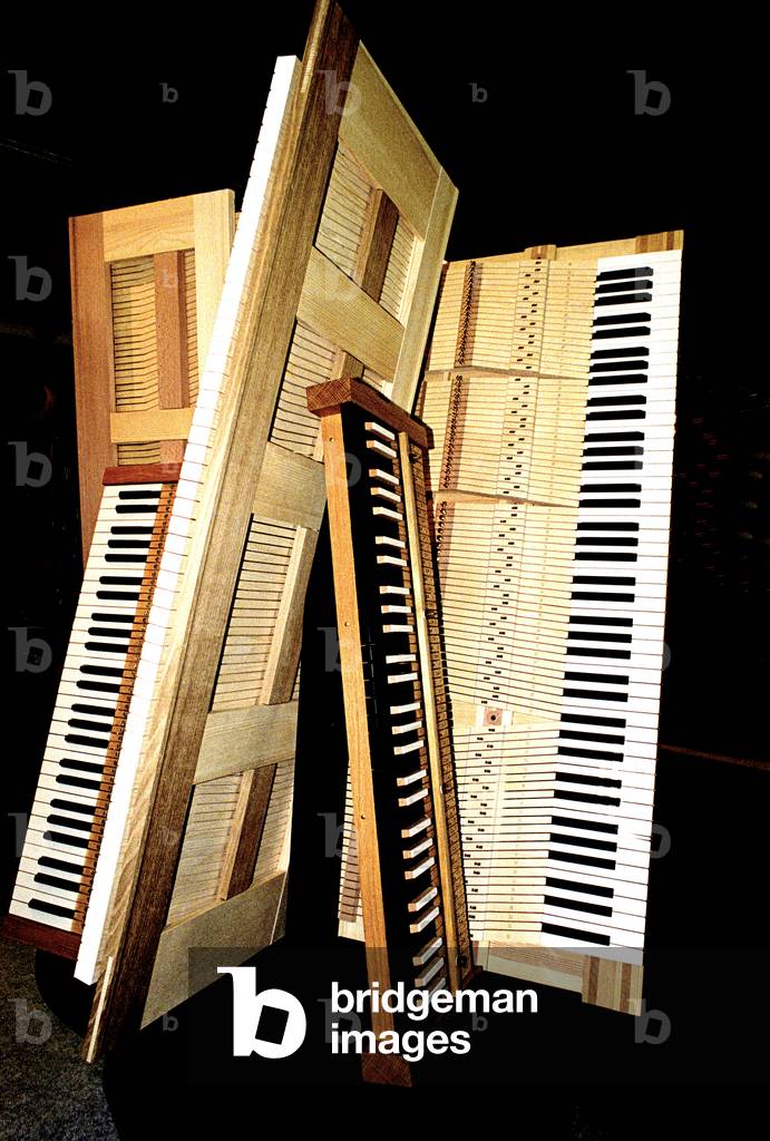 Organ keyboards by Aug