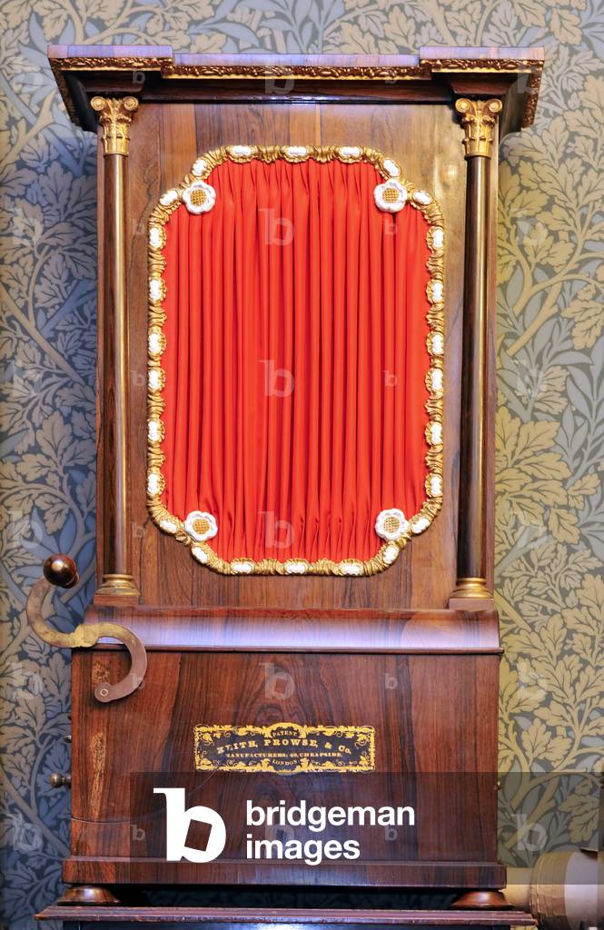 Hicks mechanical piano