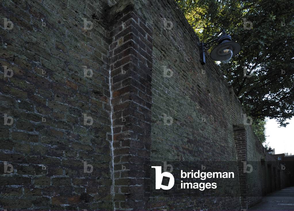 Marshalsea Prison wall