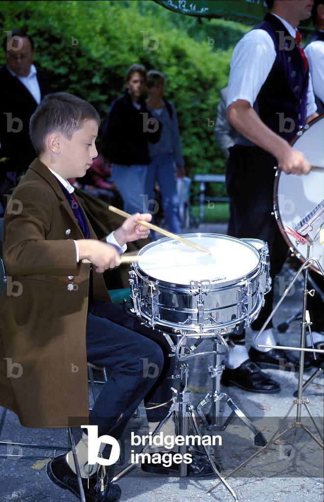 INSTRUMENTS-PERCUSSION-DRUMS-SIDE/SNARE/MARCHING SALZBURG - MIRABELL