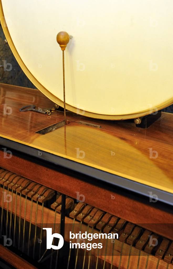 Barrel piano drum