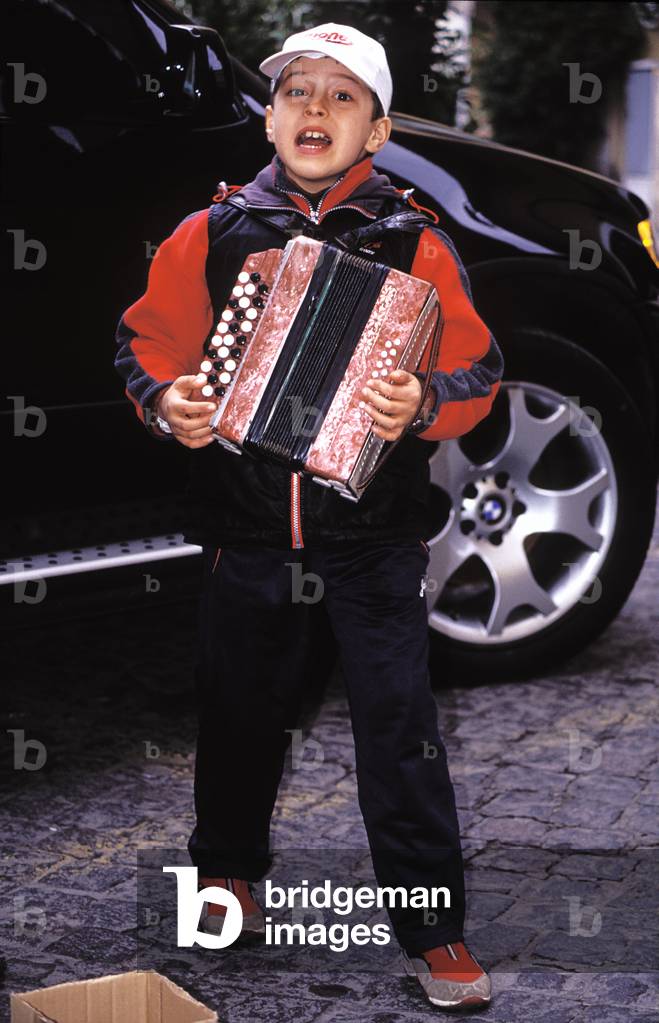 Accordion (accordeon) being played