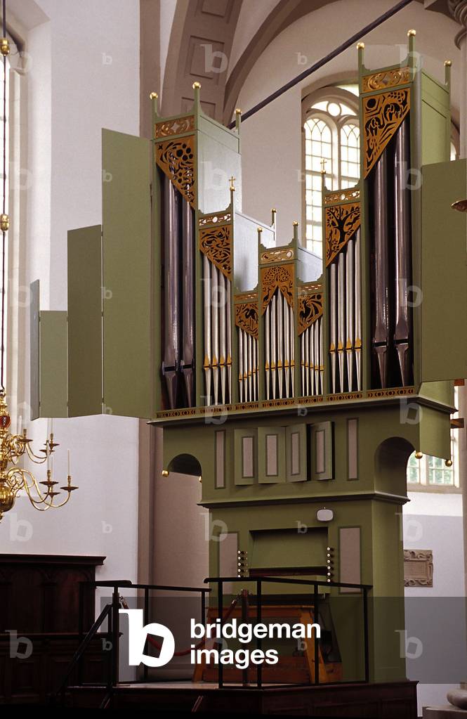 Small modern organ made