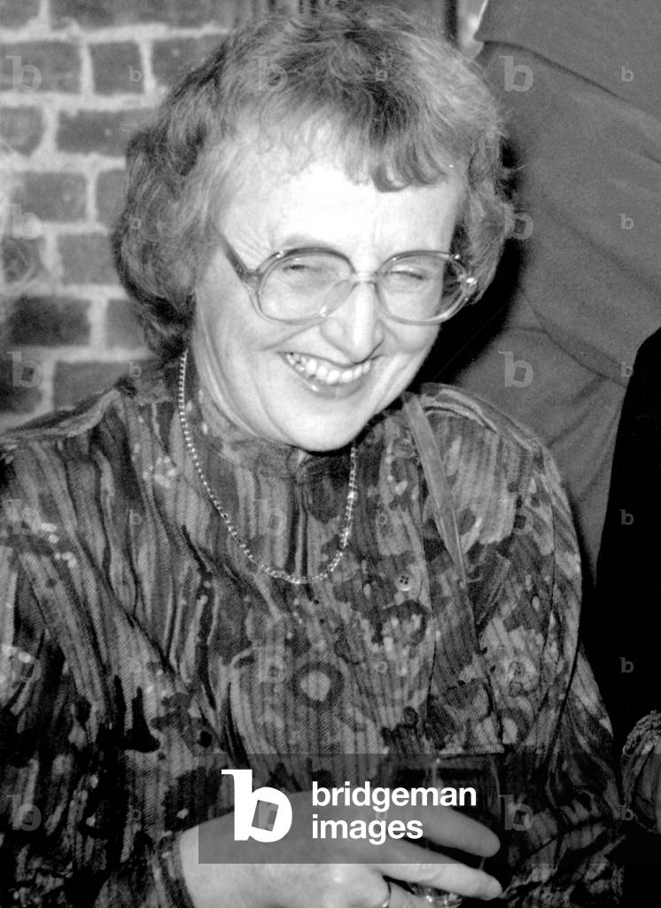 Nona Liddell - violinist