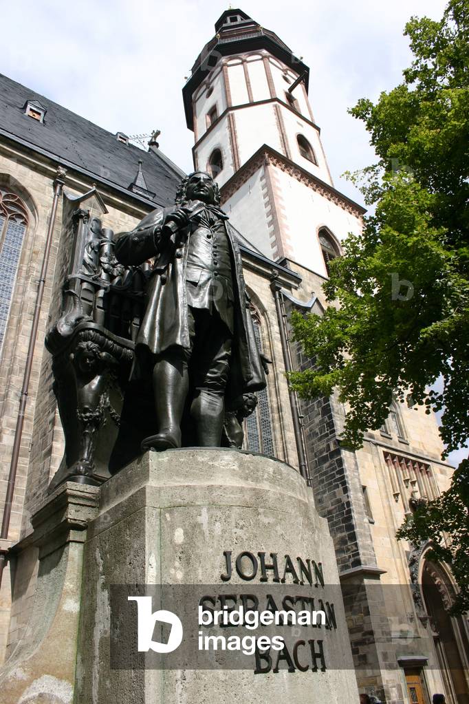 Johann Sebastian Bach statue in front of  Tomaskirche - Tomas kirche, Leipzig