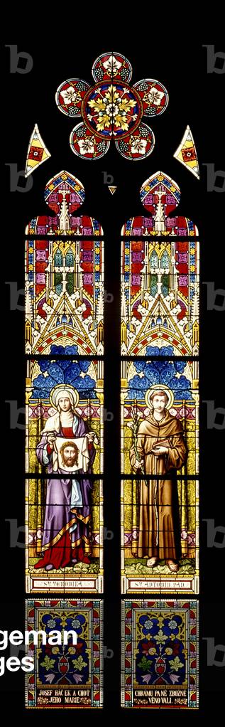 Window with figures of St. Veronica and St. Anthony of Padua (stained glass)