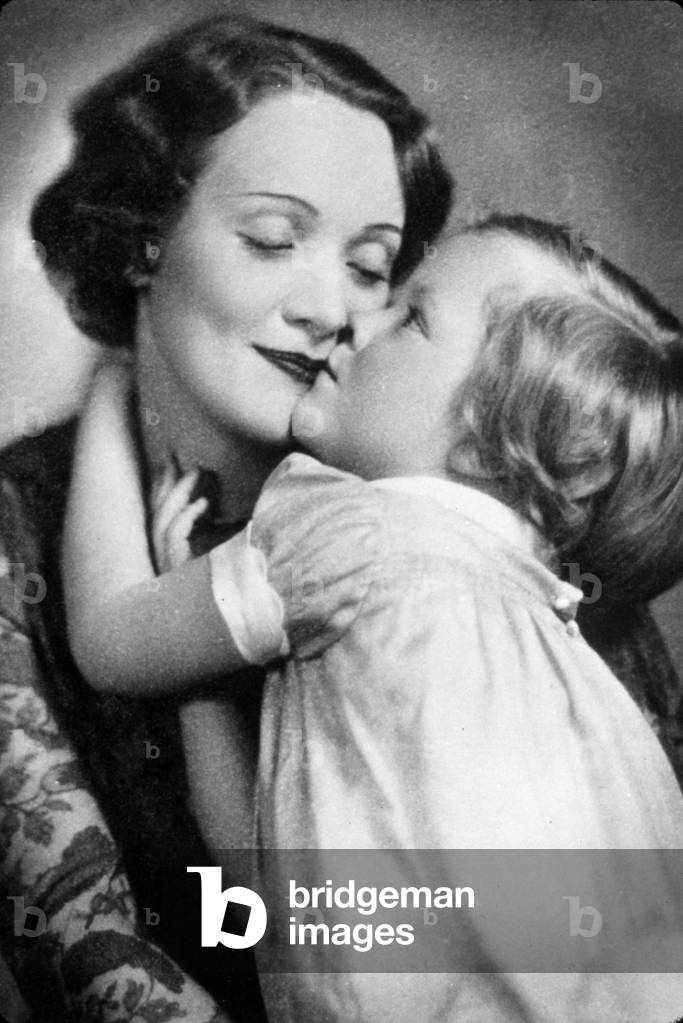 Marlene Dietrich and her daughter