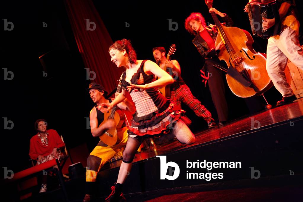 Compagnie Jolie-Mome (Jolie Mome), June 2010