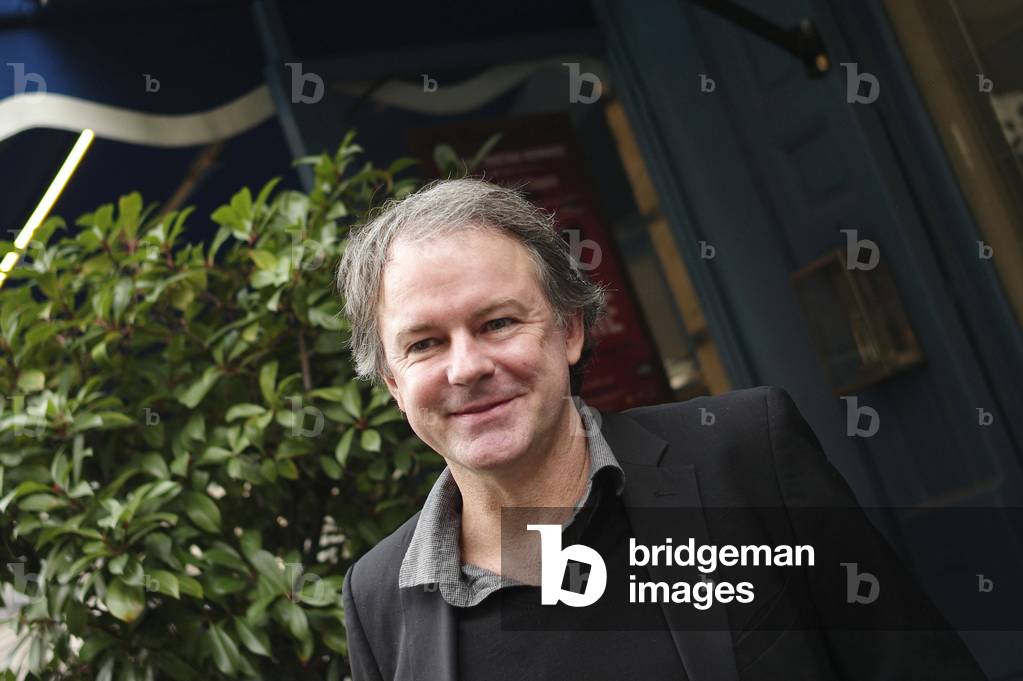 Image de Photographie représentant Portrait de Yannick Haenel par Sophie Bassouls