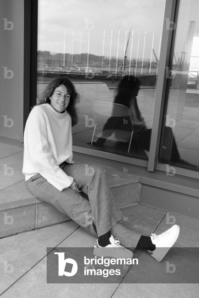 Portrait of Stephanie Coste (b/w photo, May 23, 2021)