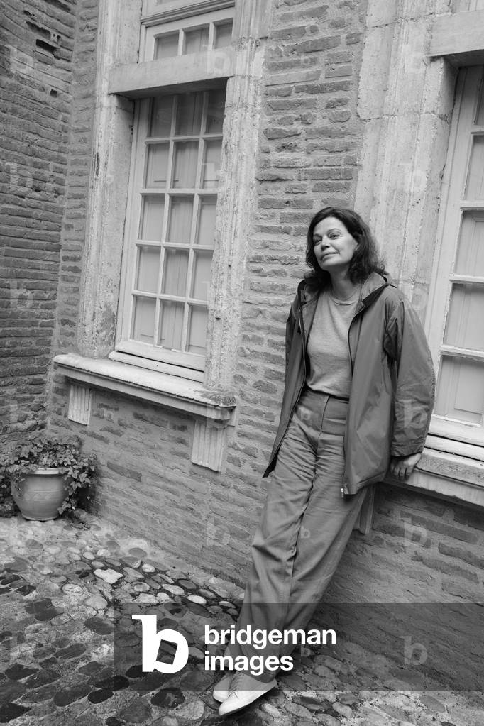 Portrait of Marianne Denicourt (b/w photo, June 26, 2021)