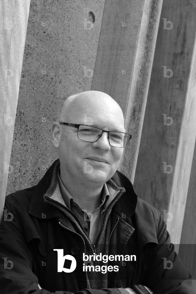 Portrait of Laurent Genefort (b/w photo, May 23, 2021)