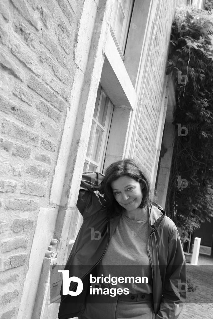 Portrait of Marianne Denicourt (b/w photo, June 26, 2021)