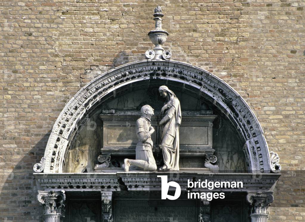 Immagine di Scultura "Vista del Portale (foto)"