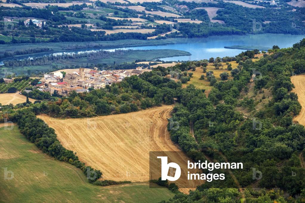 Guàrdia de Noguera village at Conca de Tremp, Tren dels Llacs, Spain, 2021 (photo)