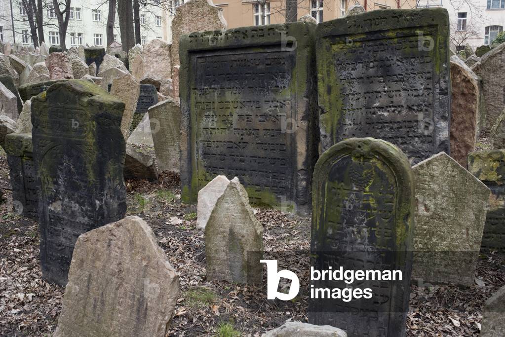 The Old Jewish Cemetery, Prague, Czech Republic (photo)