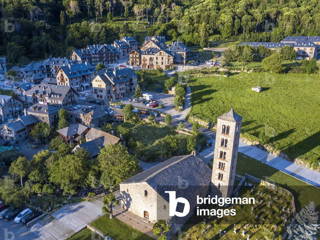 Aerial view of Taüll and church of Sant Climent de Taüll, Lleida, 2021 (photo)