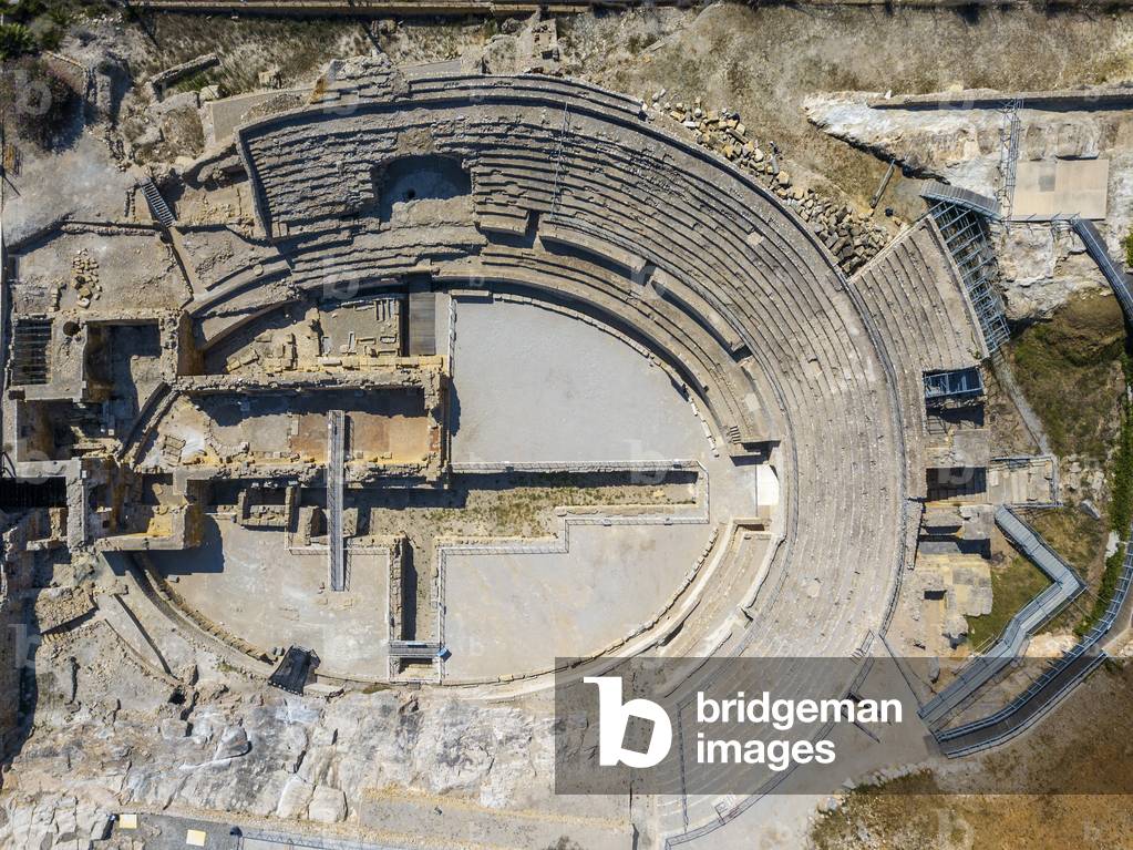 Aerial view of Roman amphitheatre, TARRAGONA, 2021 (photo)