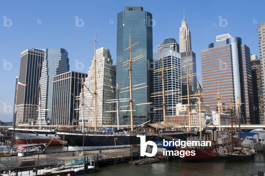 South Street and Seaport Pier 15, 16 and 17, lower Manhattan, New York, USA (photo)