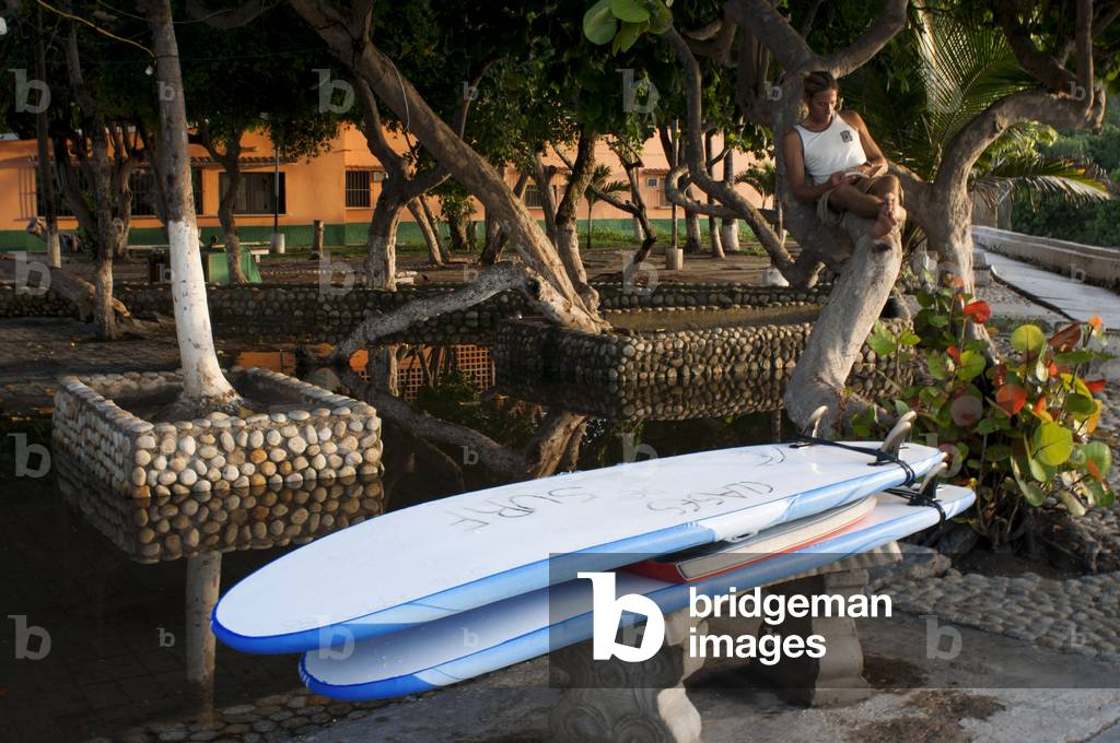 Surfer in Choroni in Falcon state in Venezuela - Henri Pittier National Park, in Venezuela (photo)