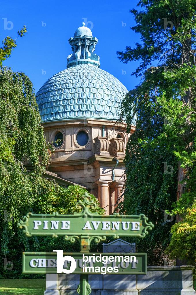 Woodlawn Cemetery, Webster Avenue corner East 233rd Street, Bronx, Woodlawn, New York, USA, Where they ended up as famous names like Miles Davis or Duke Ellinton and other historical figures, At the entrance they can tell you on a map where the graves are different, 2020 (photo)