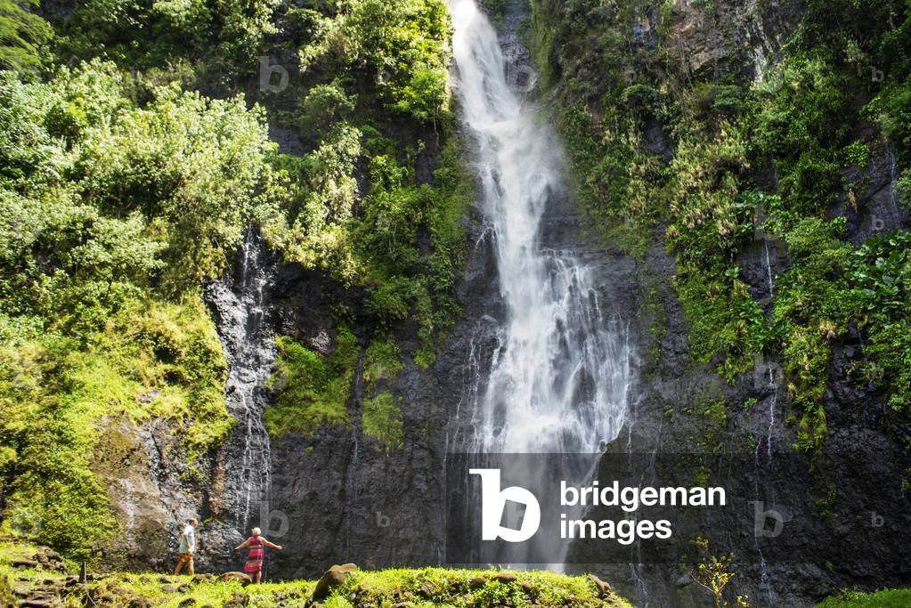 Papenoo Waterfall, Tahiti, French Polynesia, France, Faarumai Waterfall, Tahiti Nui, Society Islands, French Polynesia, South Pacific, Vaiharuru Falls Papenoo Valley Island of Tahiti French Polynesia, 2020 (photo)