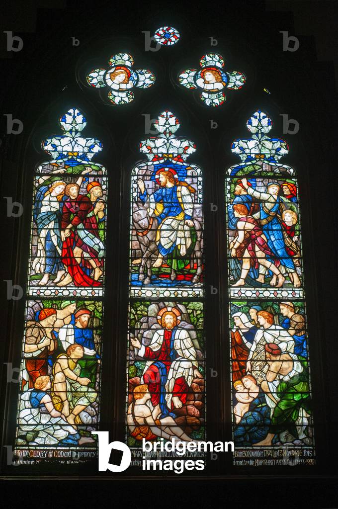 Vindow of the Chapel of Church of the Holy Trinity, 316 E 88th St New York, New York City 10128, USA (photo)