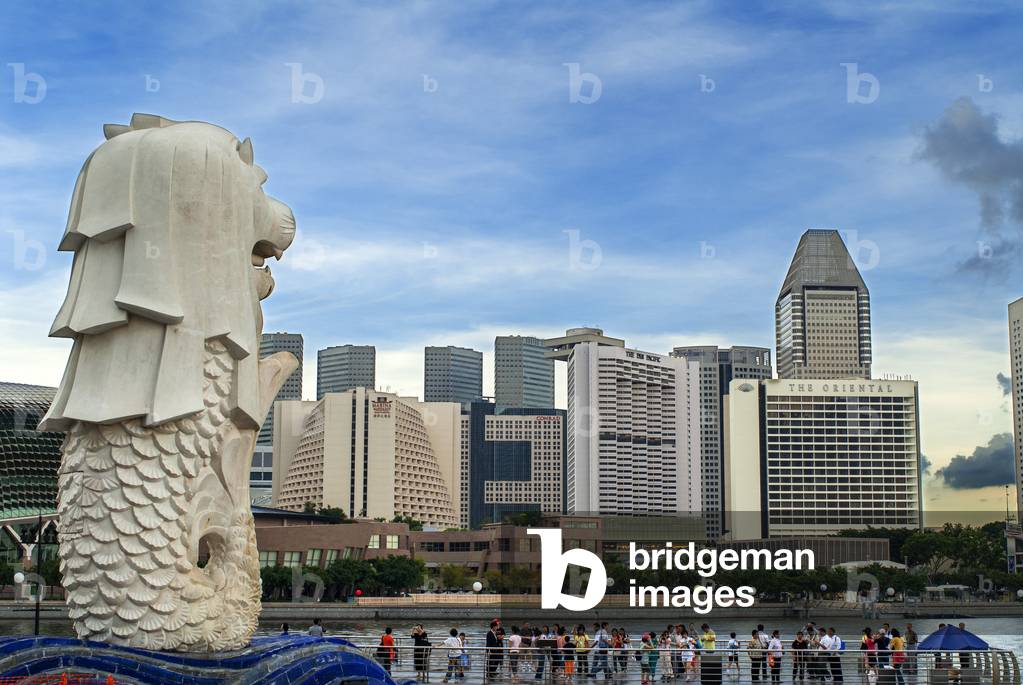 Merlion Lion, Symbol of Singapore, & Water Spout, Singapore Harbour or Harbor, Singapore (photo)