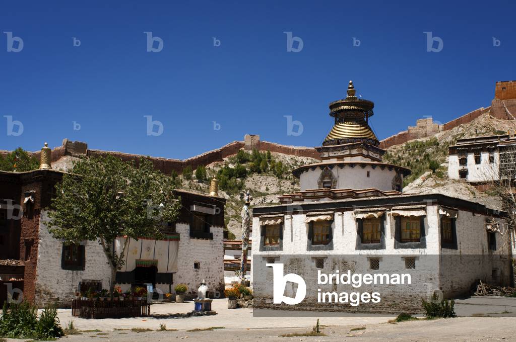 Kumbum stupa and monastery Paelkhor, Pelkhor Chode, Gyangze, Tibet, China, Asia (photo)