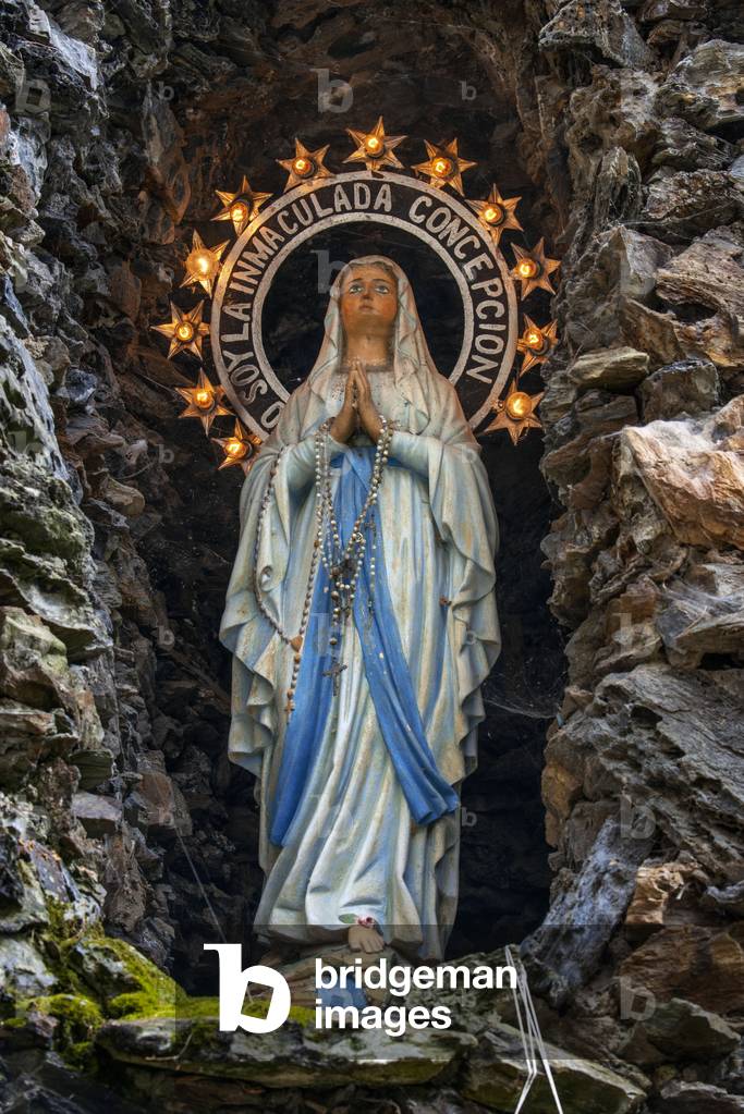 Replica of the grotto at the Lady of the Lourdes shrine in the Convent of the Concepcionistas. Viveiro, NORTH OF SPAIN, 2021 (photo)