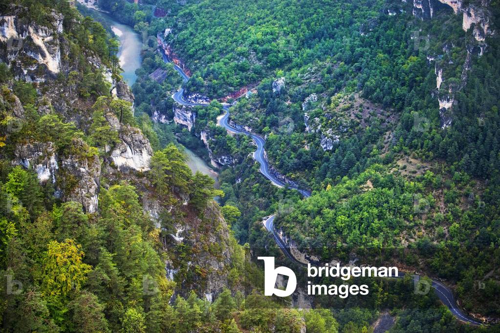 Gorges du Tarn from the Point Sublime Roc des Hourtous, La Malene, Lozere, France, UNESCO World Heritage Site, Grands Causses Regional Natural Park, Lozere, Occitanie, 2020 (photo)